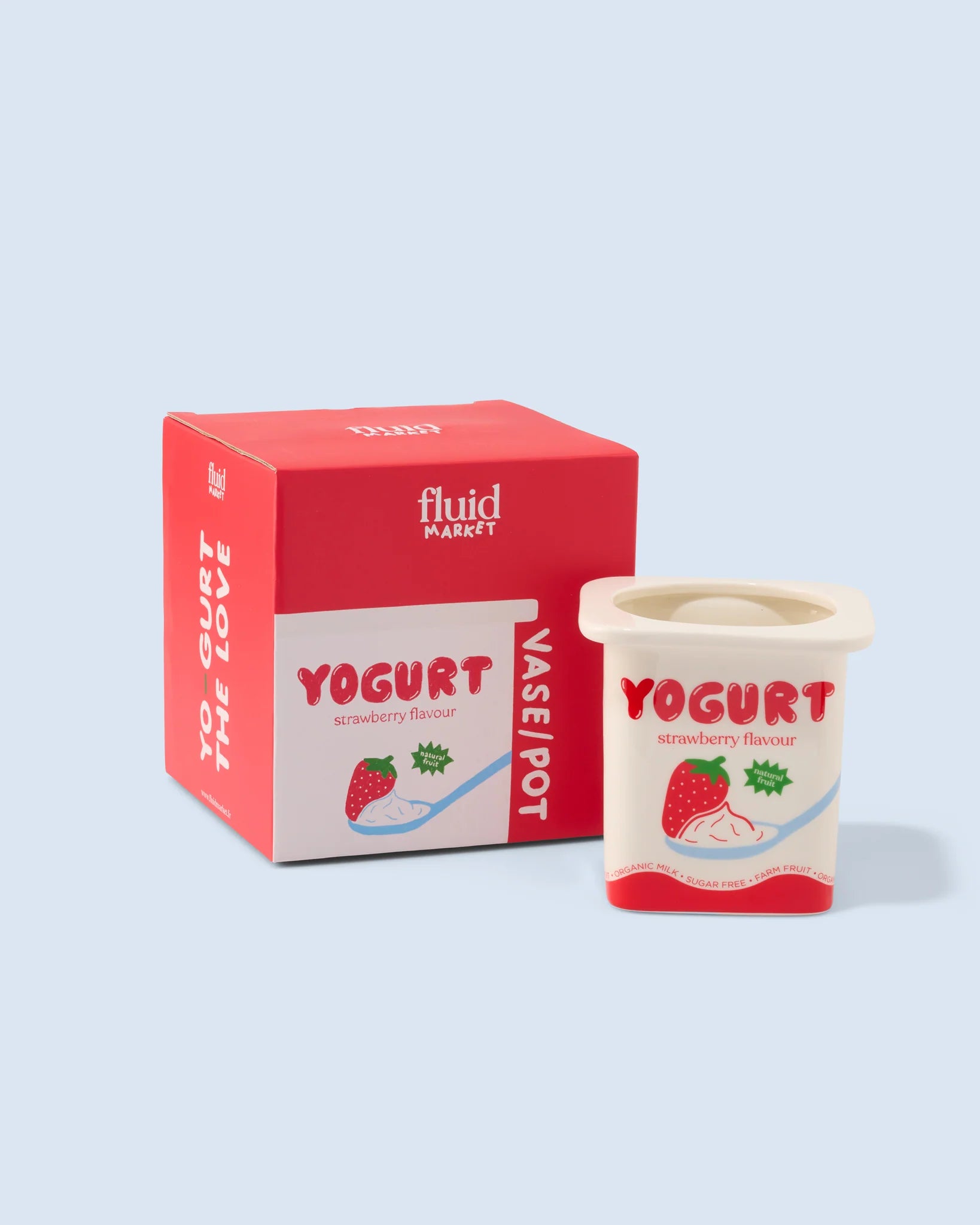 Vase pot yoghurt strawberry