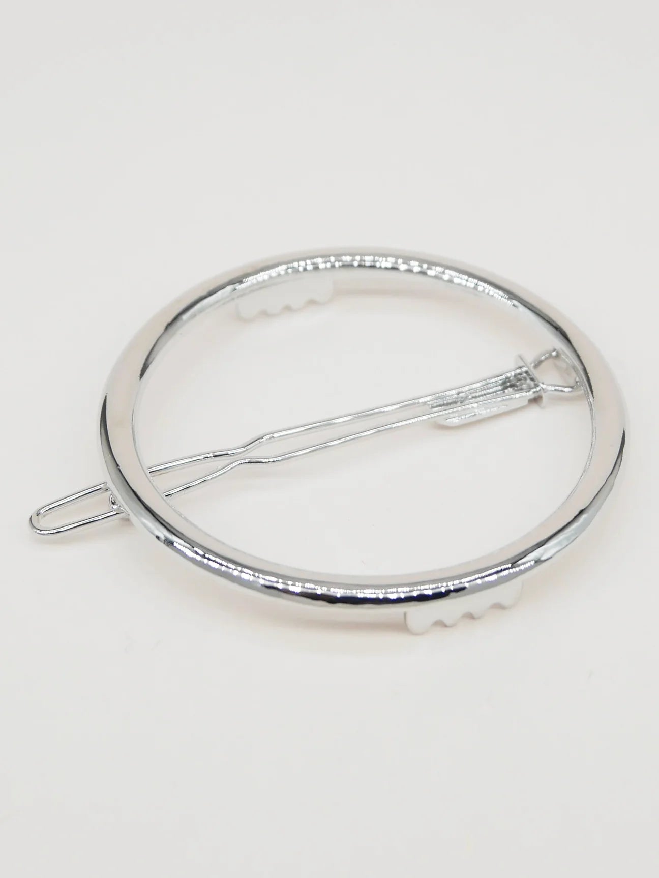Round smooth silver hair clip - Little Alice