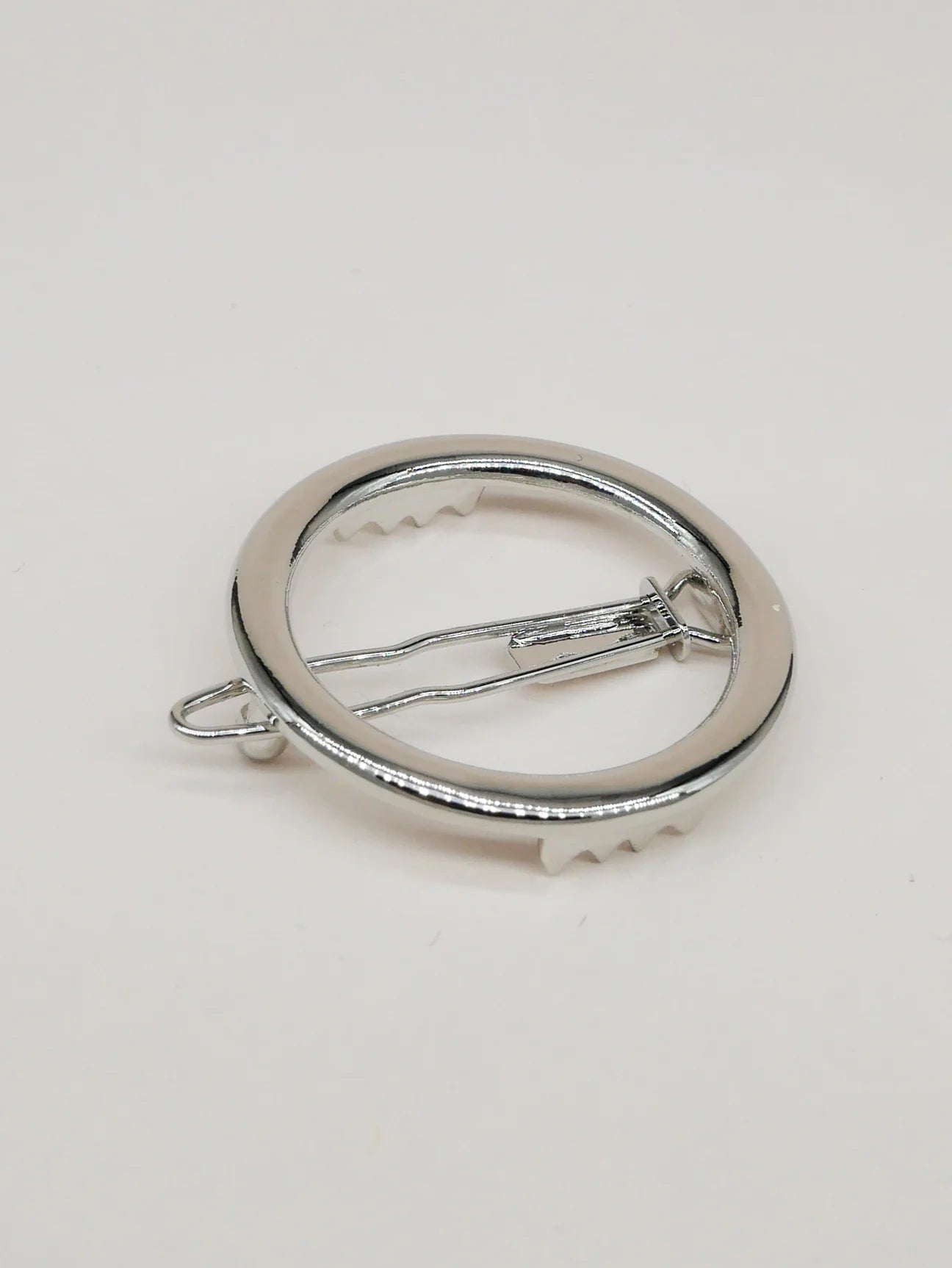 Round smooth silver hair clip - Little Alice